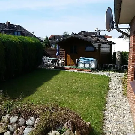 Haus-Lily-Nr-04 Apartment *